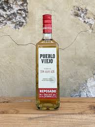 TEQUILA PUEBLO VIEJO REPOSADO 700ML