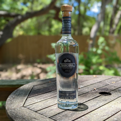 TEQUILA TRADICIONAL REPOSADO CRISTALINO 750ML